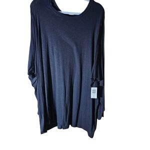 NWT Torrid Black Relaxed Fit Long Sleeve Tee